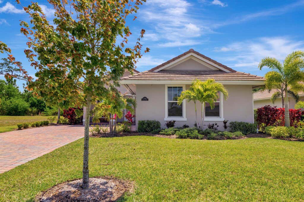 Photo of 2640 Conifer Drive, Fort Pierce, FL 34951 (MLS # R11078424)