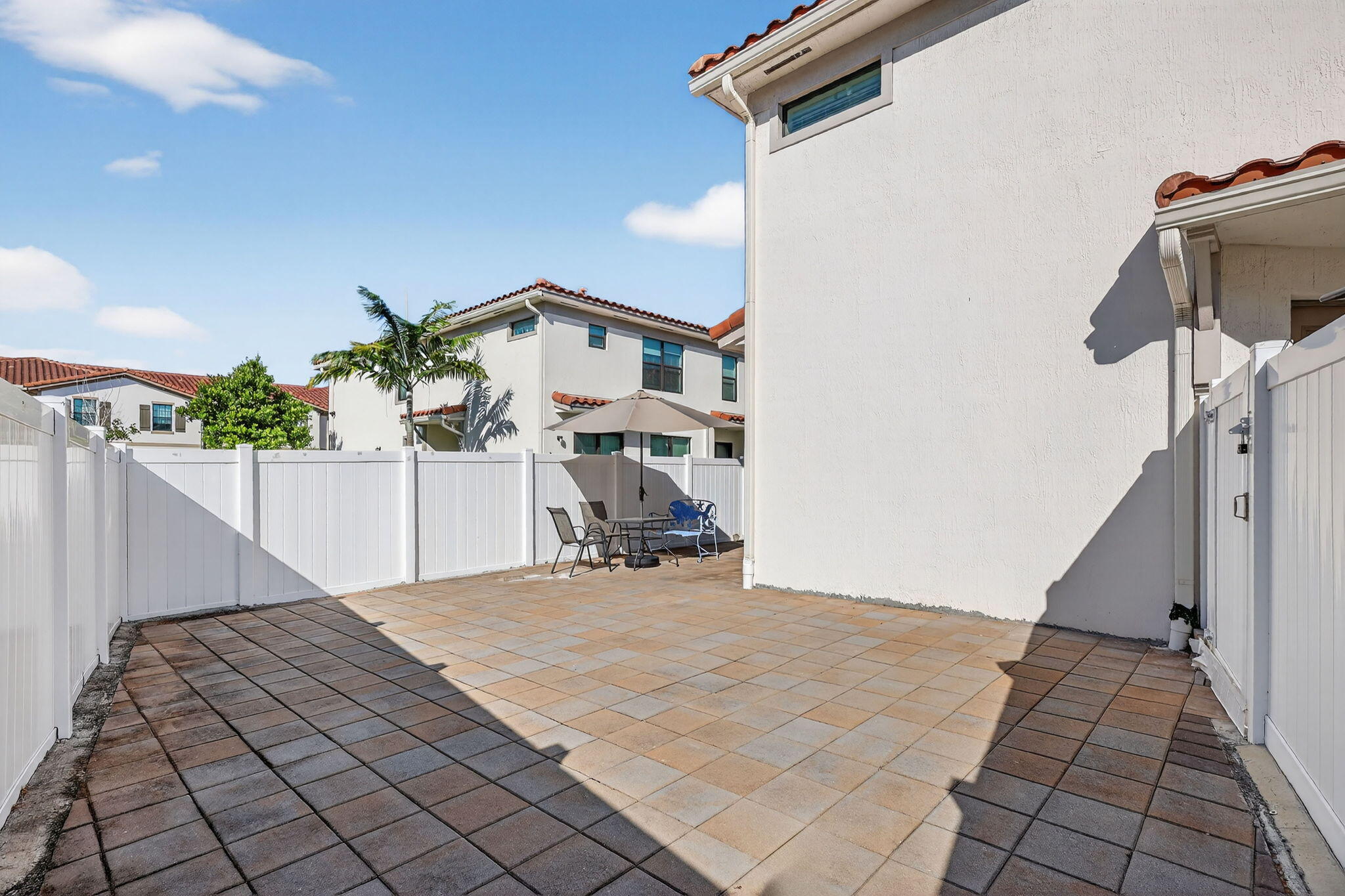 MEDITERRANEA - Residential