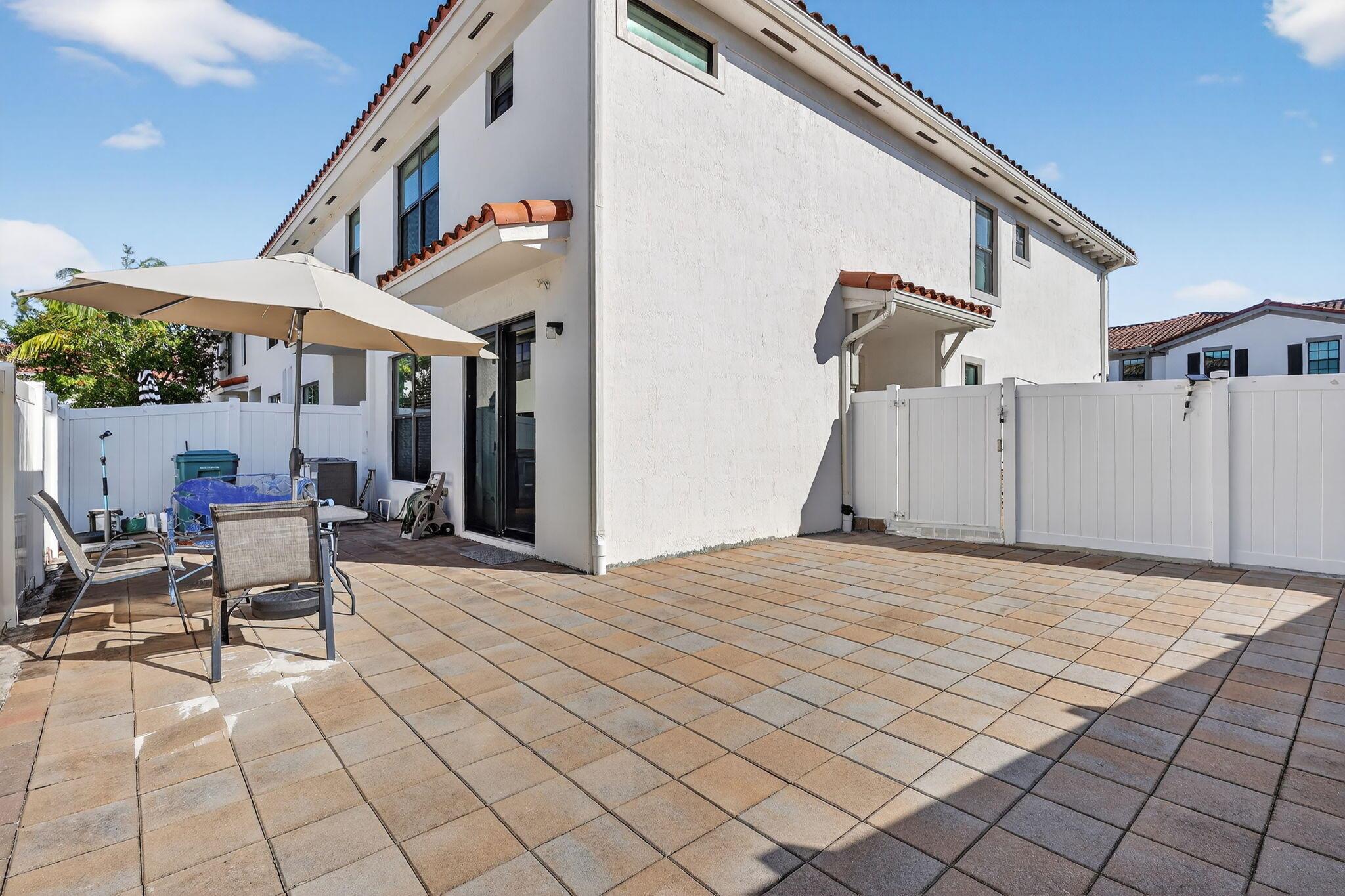 MEDITERRANEA - Residential