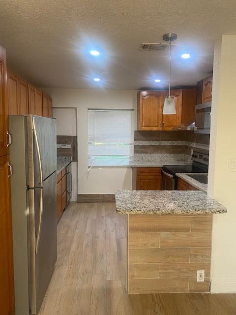 FORT PIERCE HEIGHTS - Residential Lease