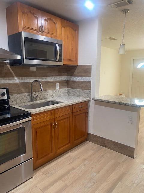 FORT PIERCE HEIGHTS - Residential Lease