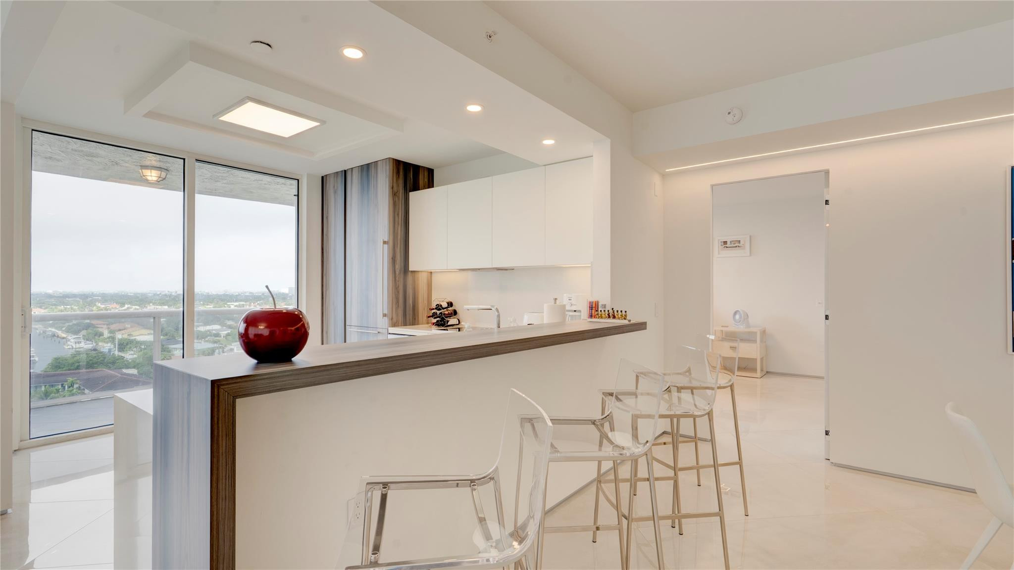 4240 Galt Ocean Drive 1006