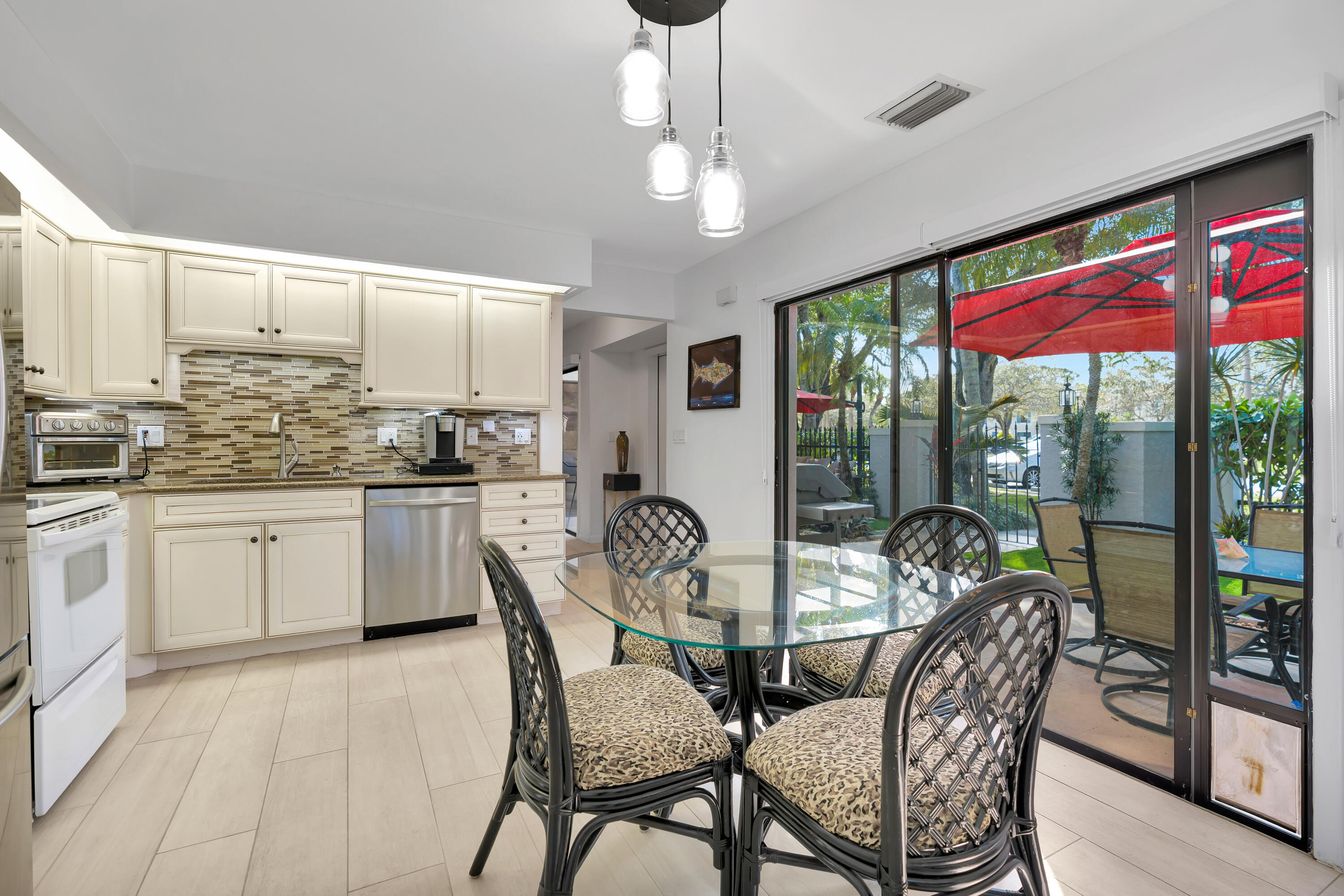 PRESTWICK CHASE - Residential