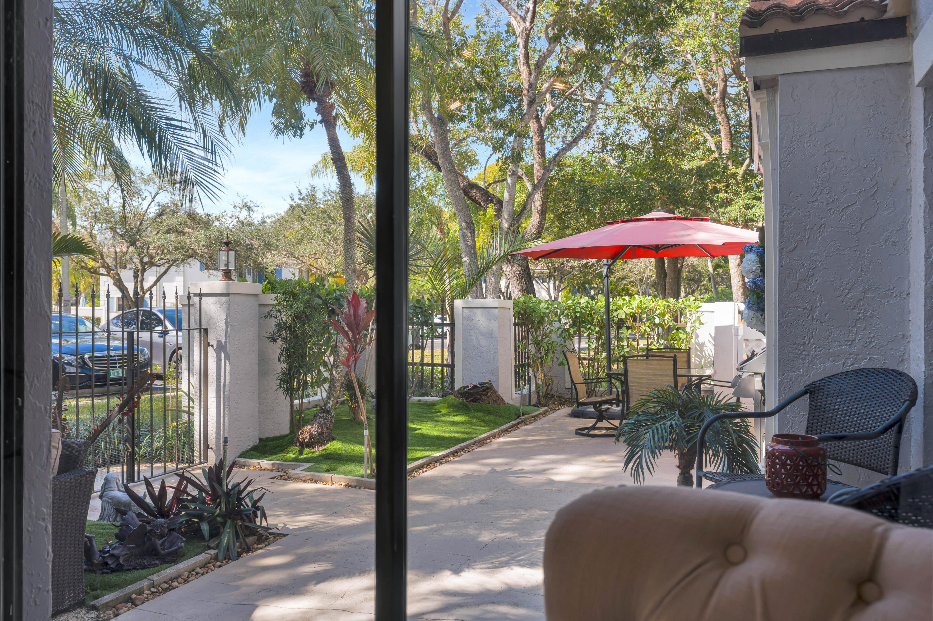 PRESTWICK CHASE - Residential