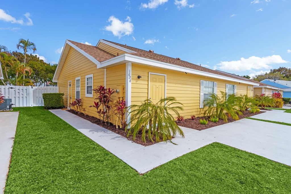 Photo of 1658 Royal Forest Ct, West Palm Beach, FL 33406 (MLS # R11162295)