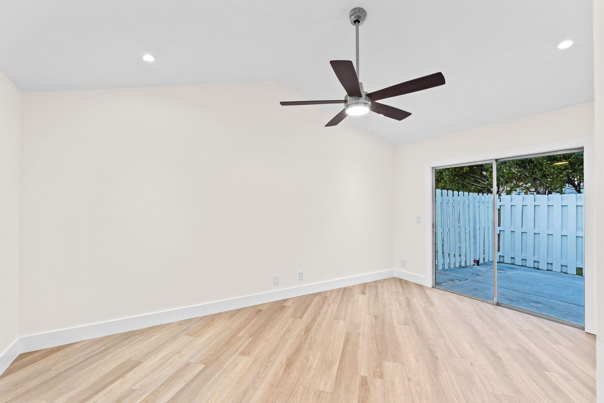 Royal Forest - Residential