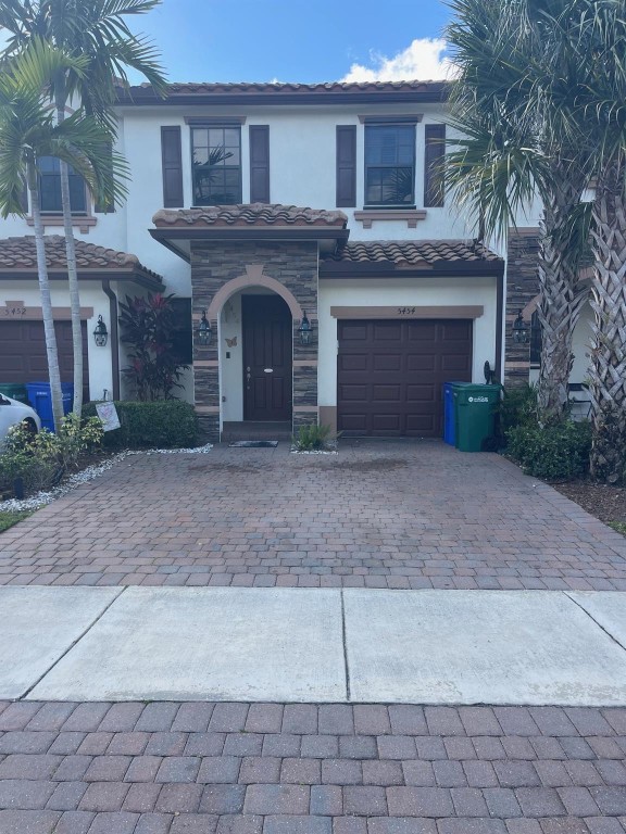 HARIZON @ CELEBRATION POI - Residential