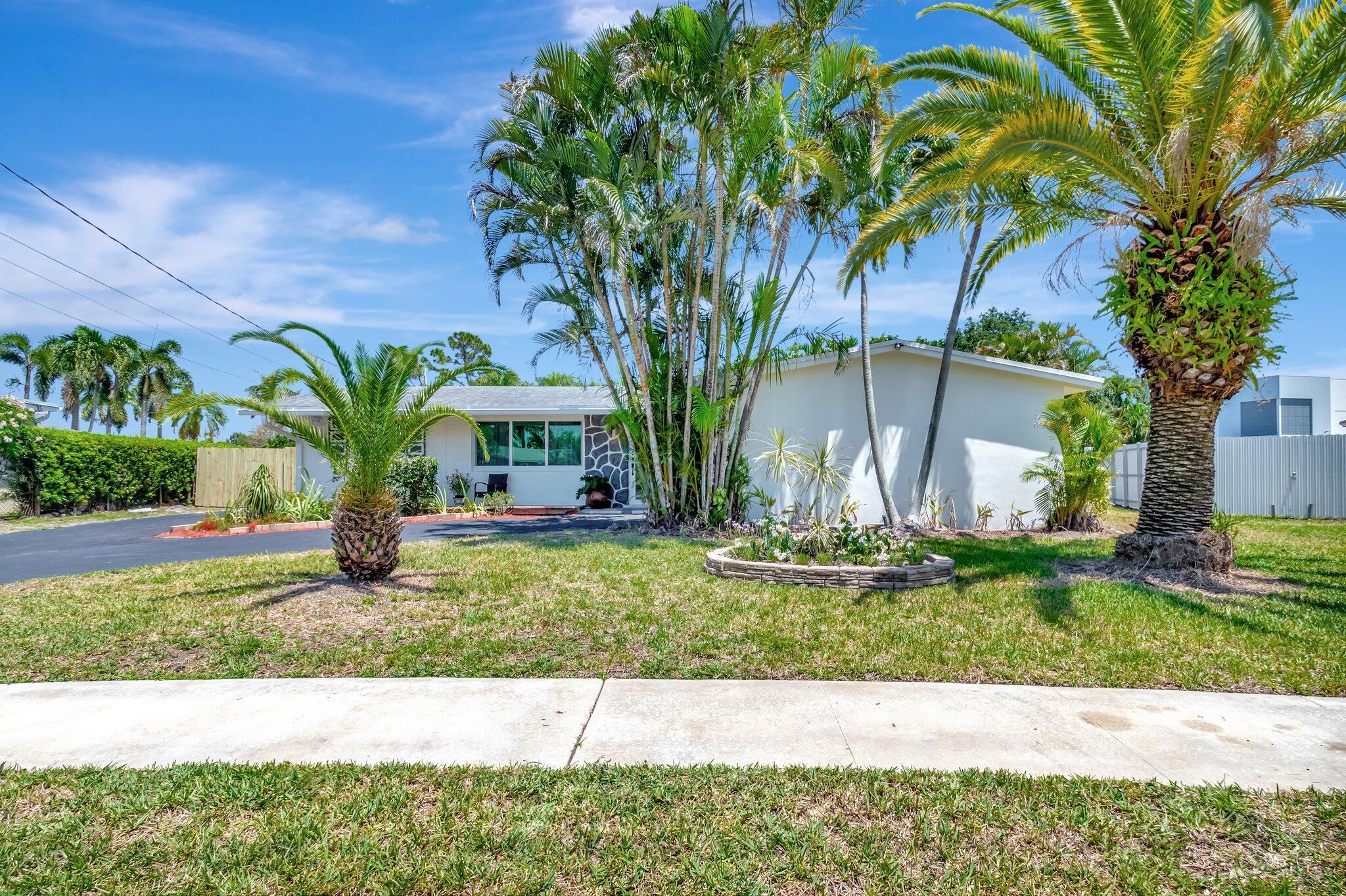 1466 Rose Circle