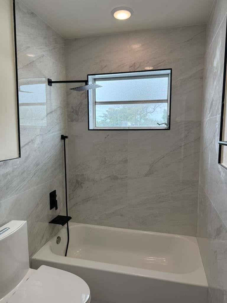 Hallandale Park 2 6-8 B - Residential Lease