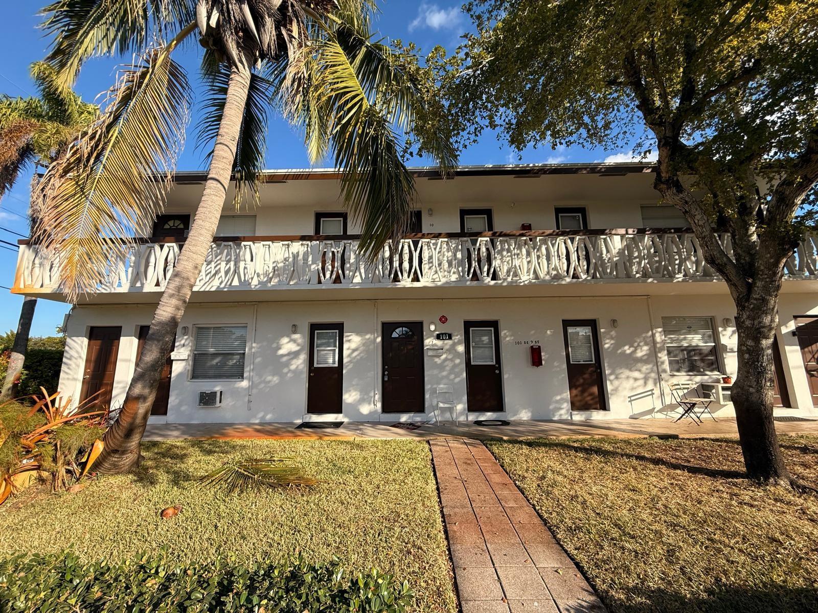 Hallandale Park 2 6-8 B - Residential Lease