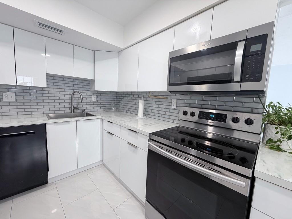 Arrowhead Golf & tennis C - Residential