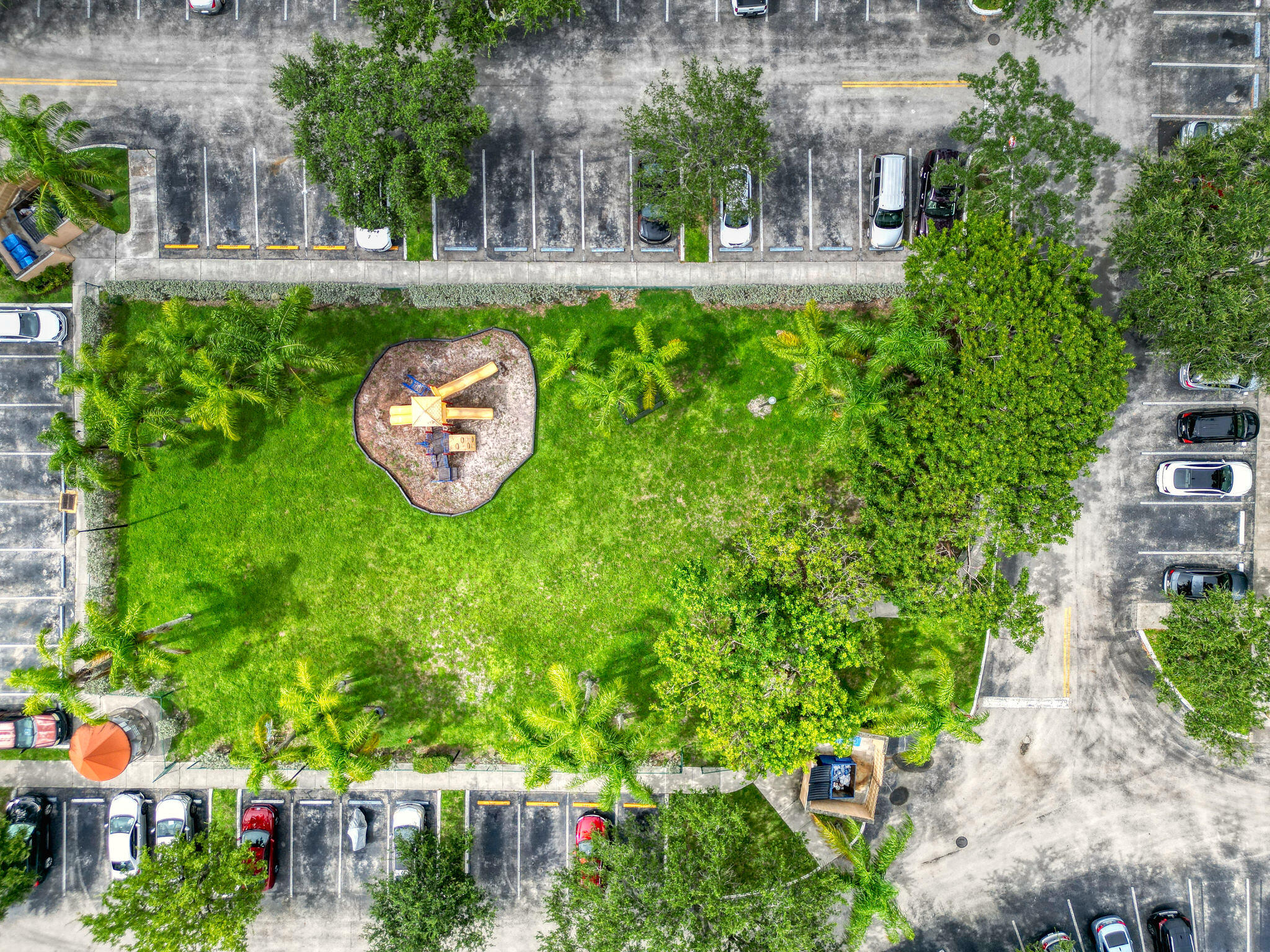 CLUB CARIBE CONDO - Residential