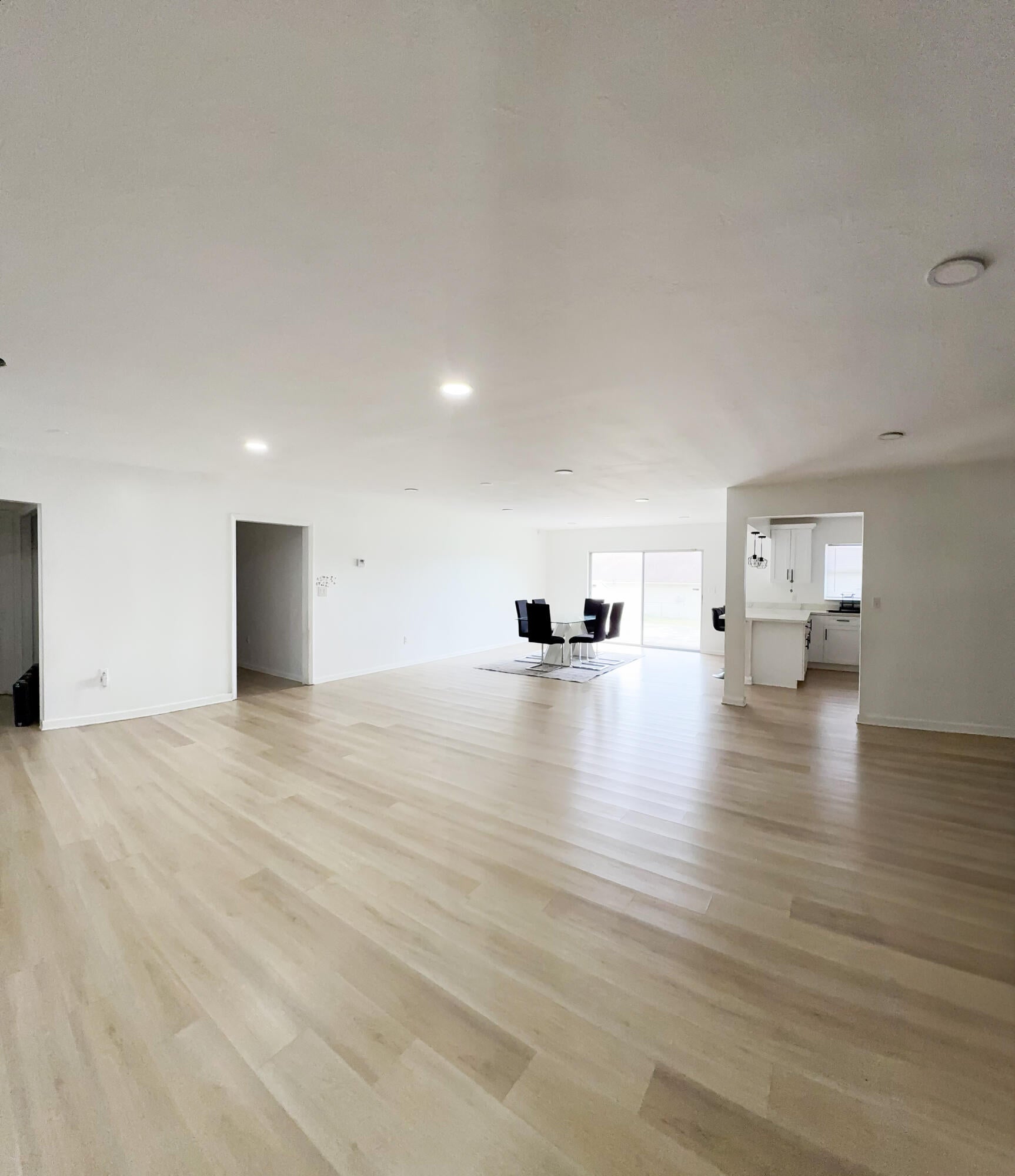 870 E Main Street
