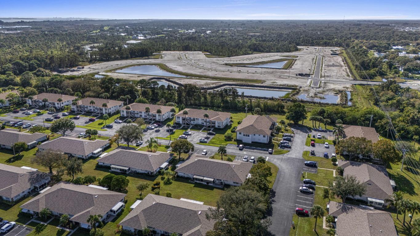 HIGH POINT OF FORT PIERCE CONDOMINIUM SECTION 3 - Residential