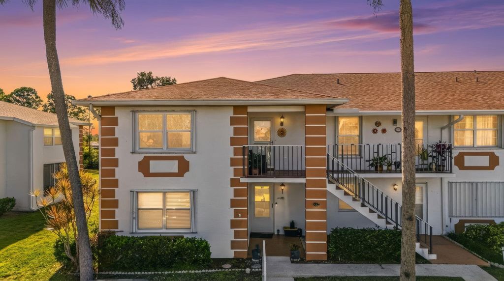 Photo of 1203 S Lakes End Drive #2, Fort Pierce, FL 34982 (MLS # R11150141)