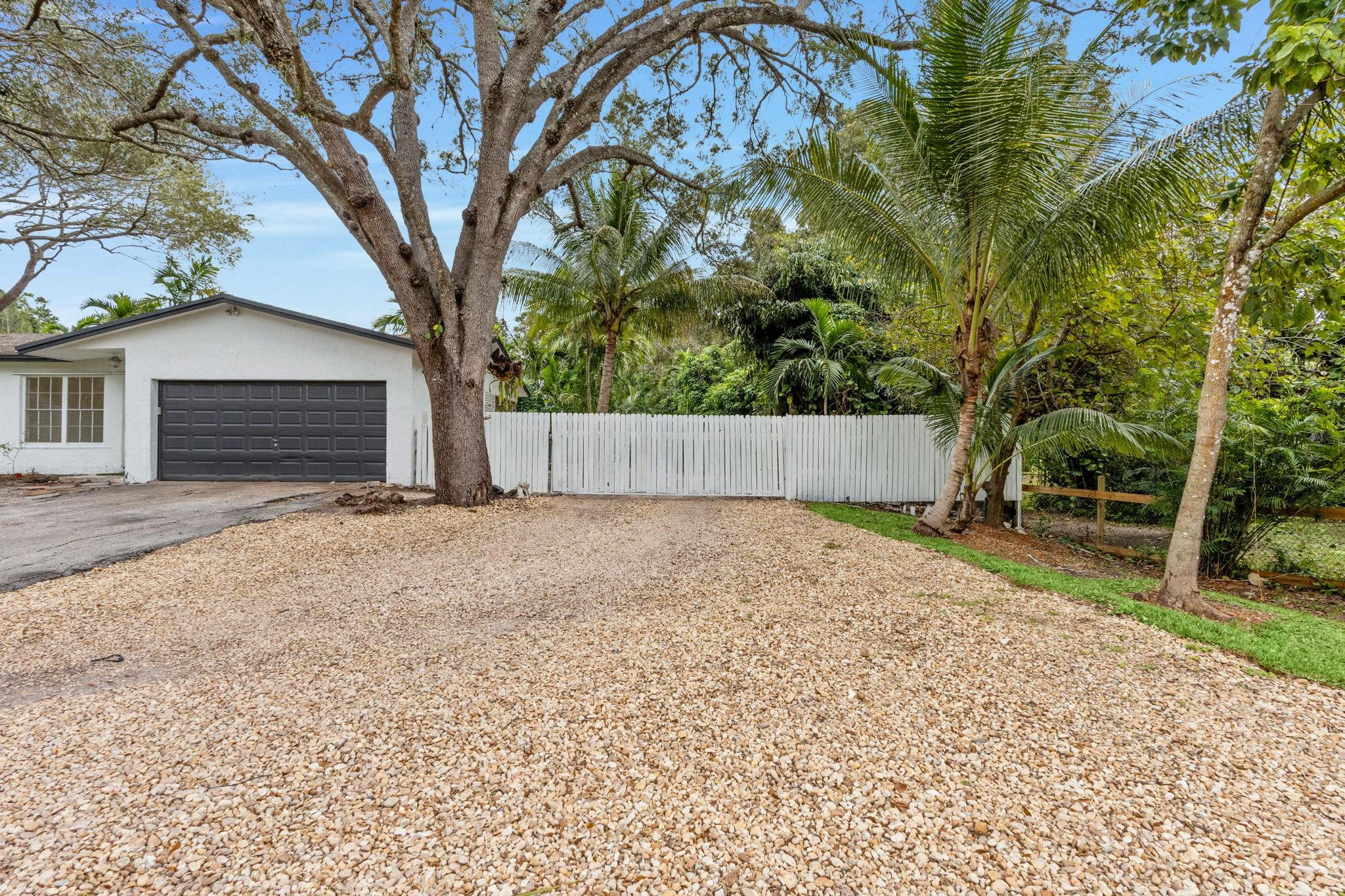 4700 SW 199th Avenue