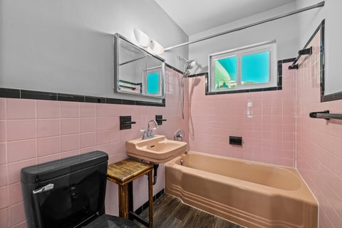 Tiny photo for 4860 NE 6th Avenue, Oakland Park, FL 33334 (MLS # B26056348)