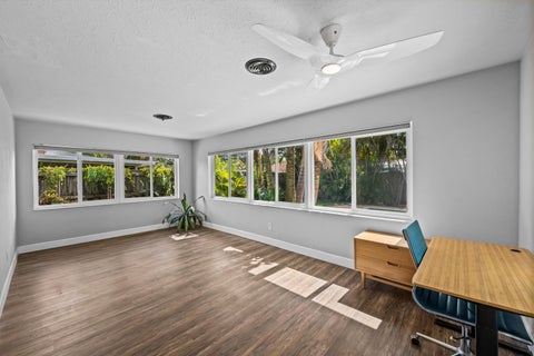 Tiny photo for 4860 NE 6th Avenue, Oakland Park, FL 33334 (MLS # B26056348)