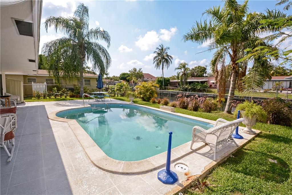 Royal Palm Acres Second S - Residential