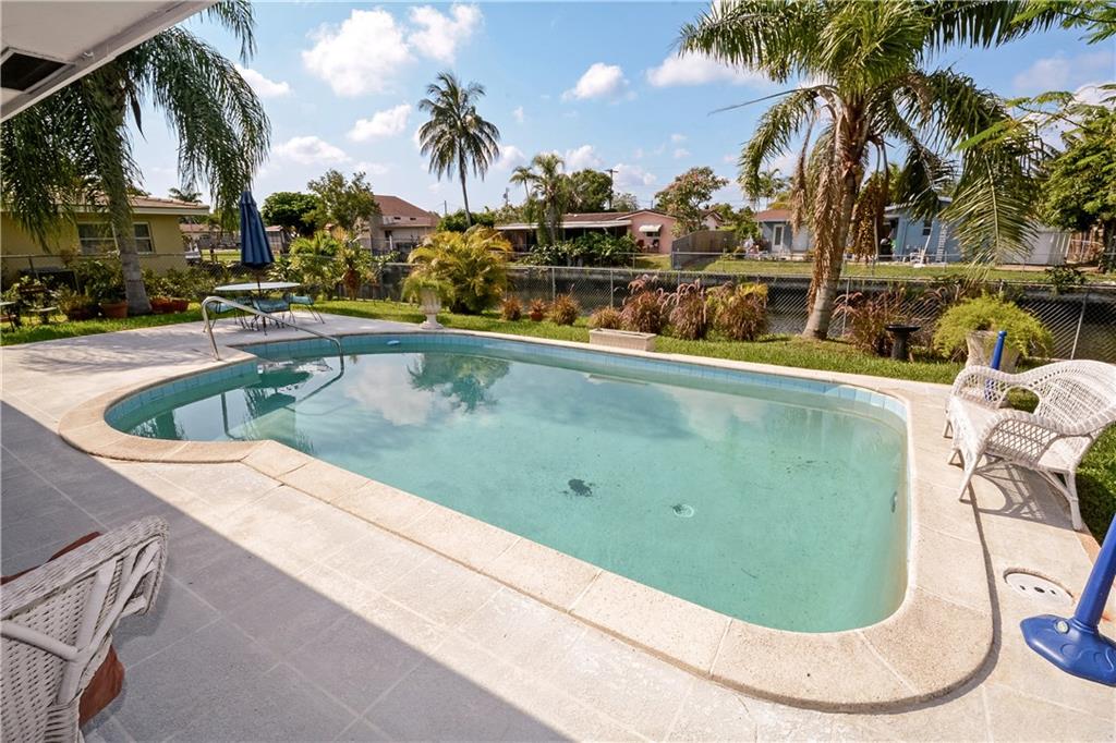 Royal Palm Acres Second S - Residential