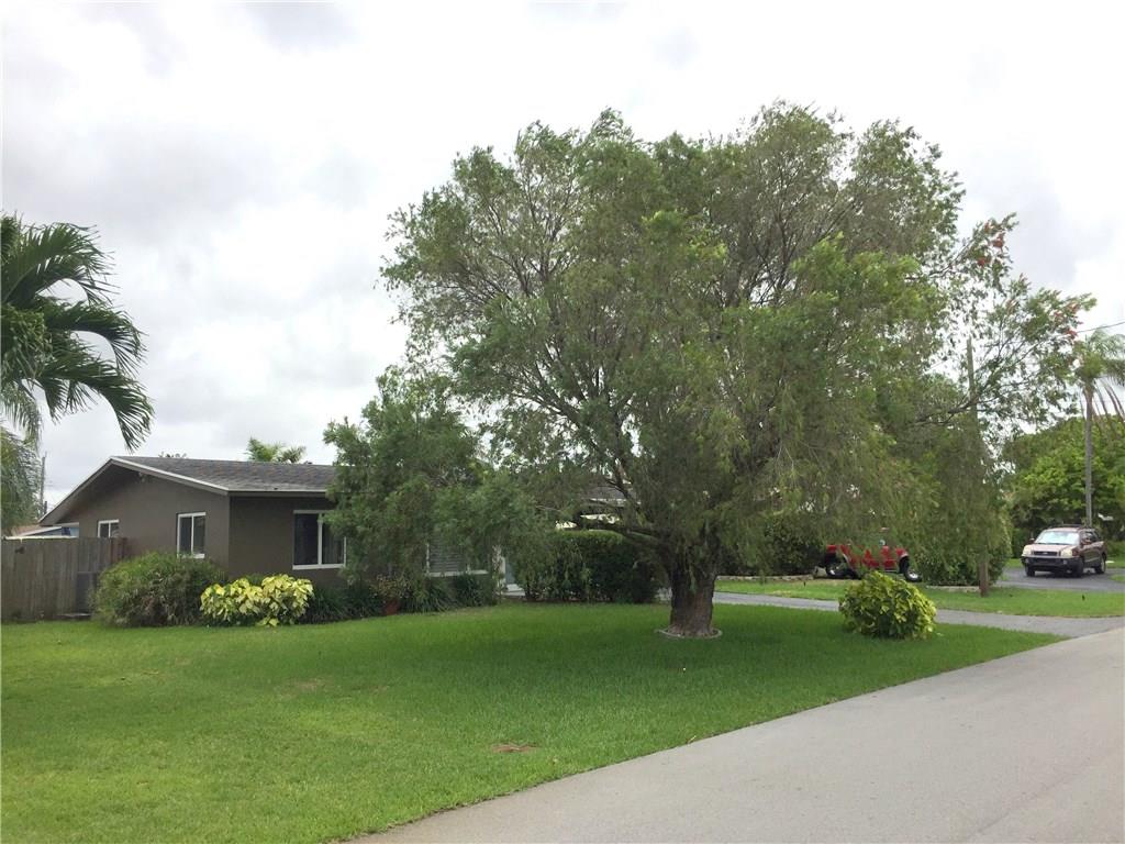 Royal Palm Acres Second S - Residential