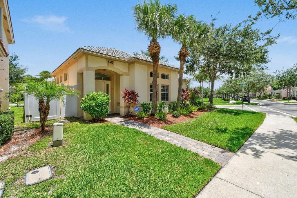 Photo of 8147 Bautista Way, Palm Beach Gardens, FL 33418 (MLS # R10996276)