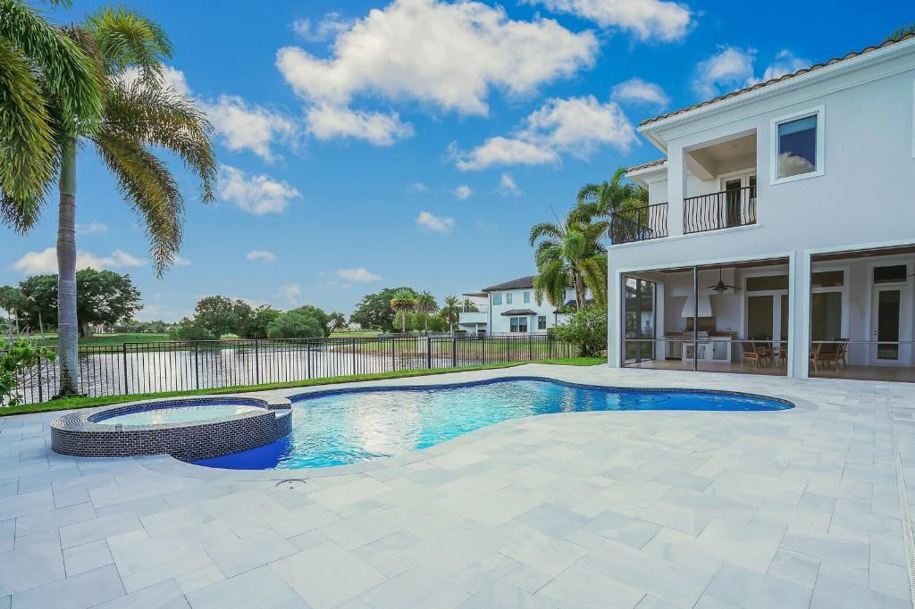 Heron Bay East 169-105 B - Residential