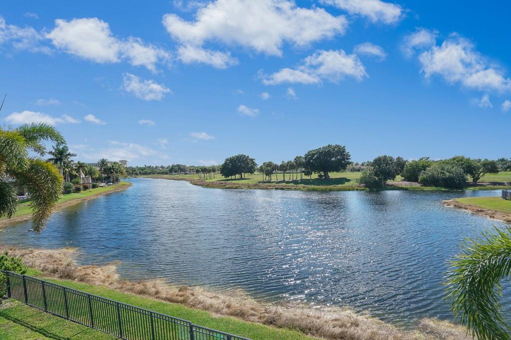 Heron Bay East 169-105 B - Residential