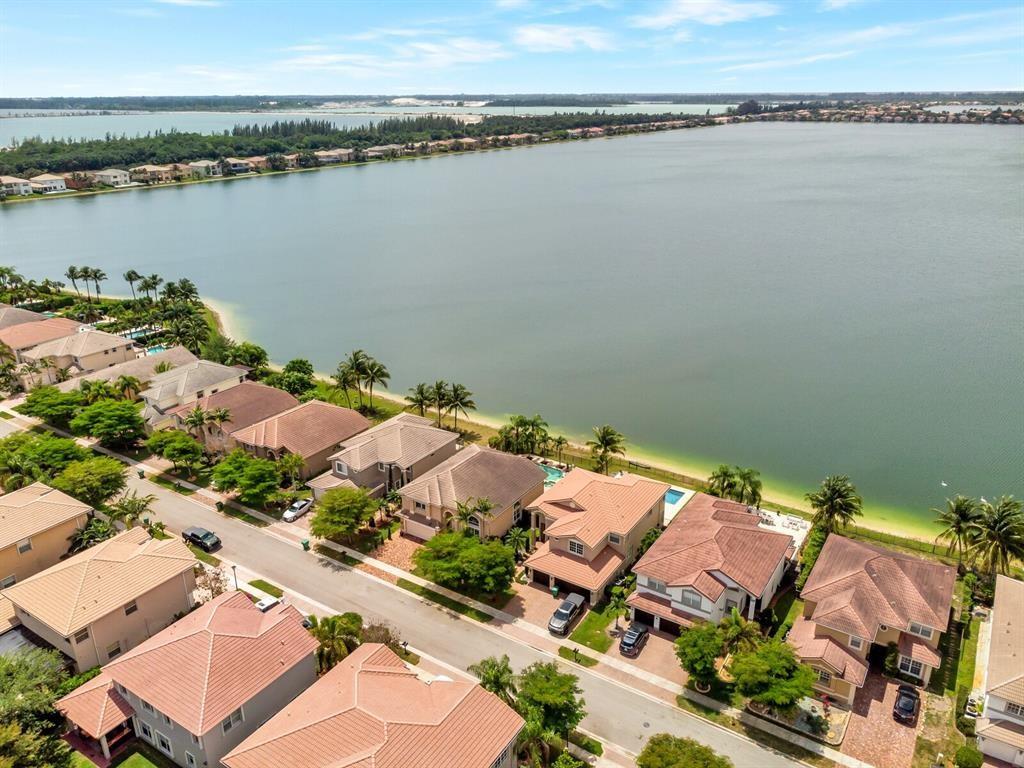 SUNSET FALLS PLAT 2 - Residential Lease