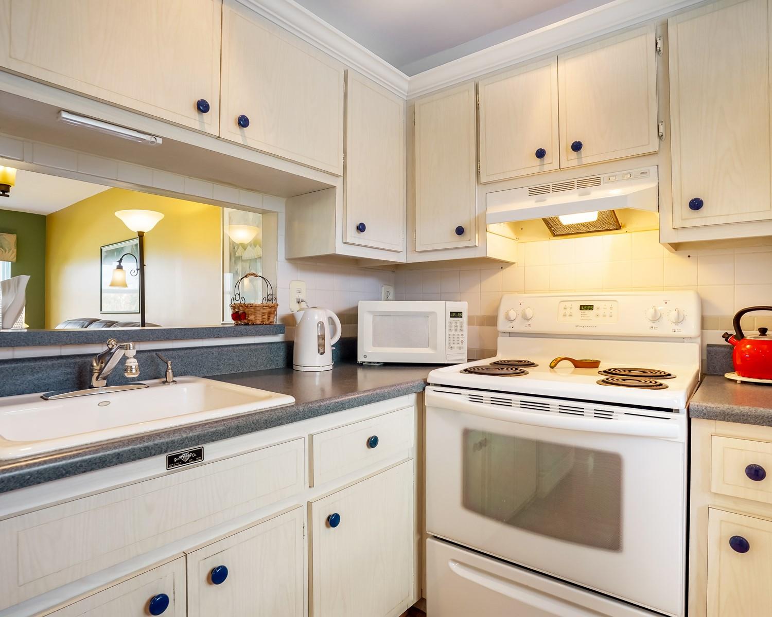 Ashley Hall Condo - Residential