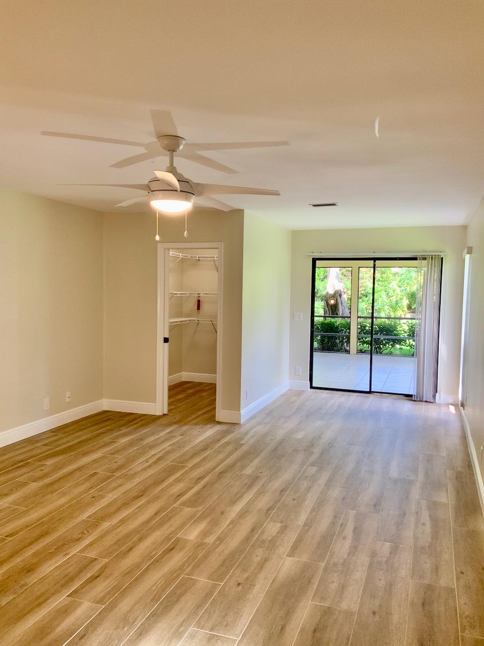 EASTPOINTE COUNTRY CLUB 8 - Residential Lease