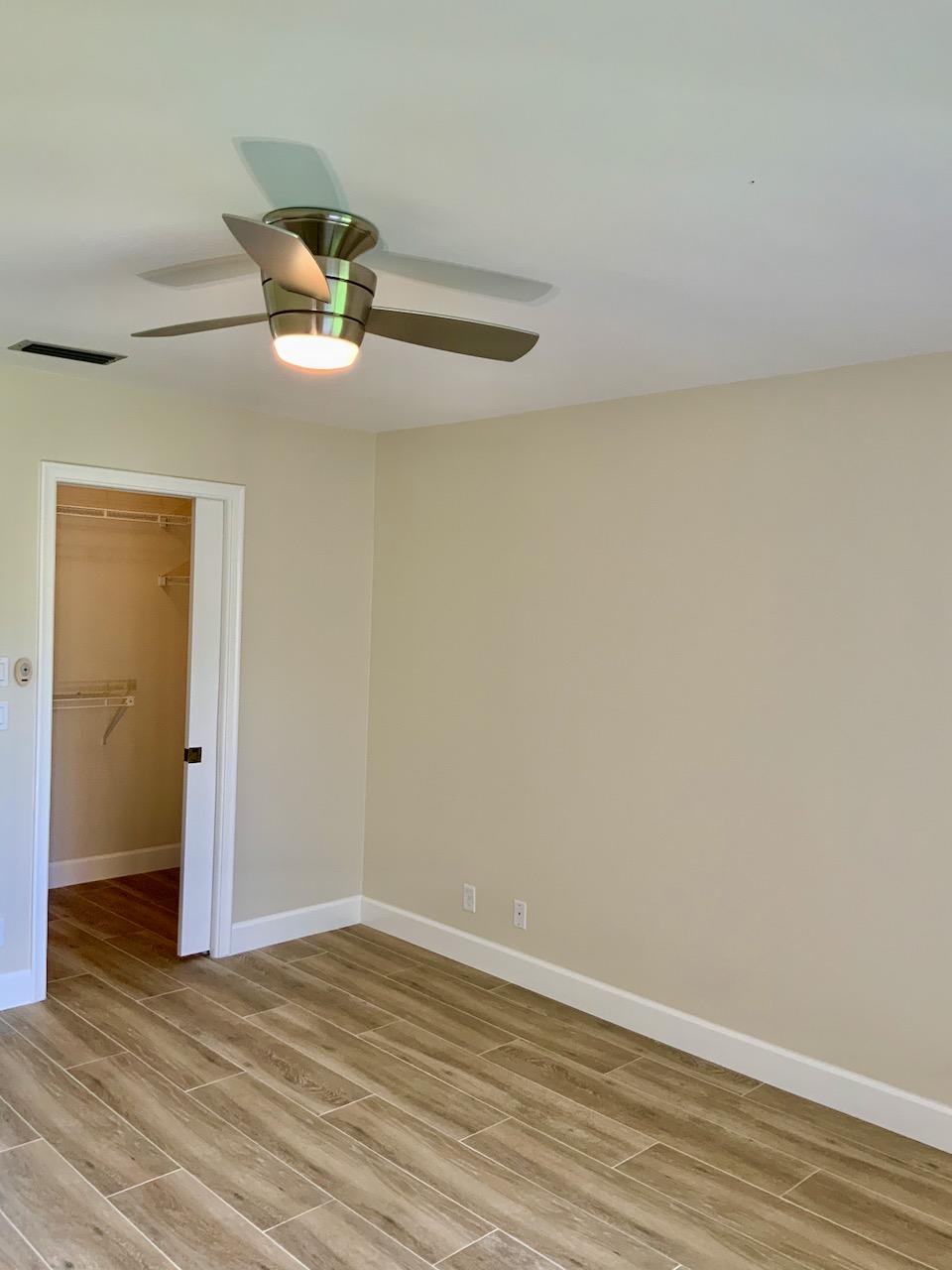 EASTPOINTE COUNTRY CLUB 8 - Residential Lease