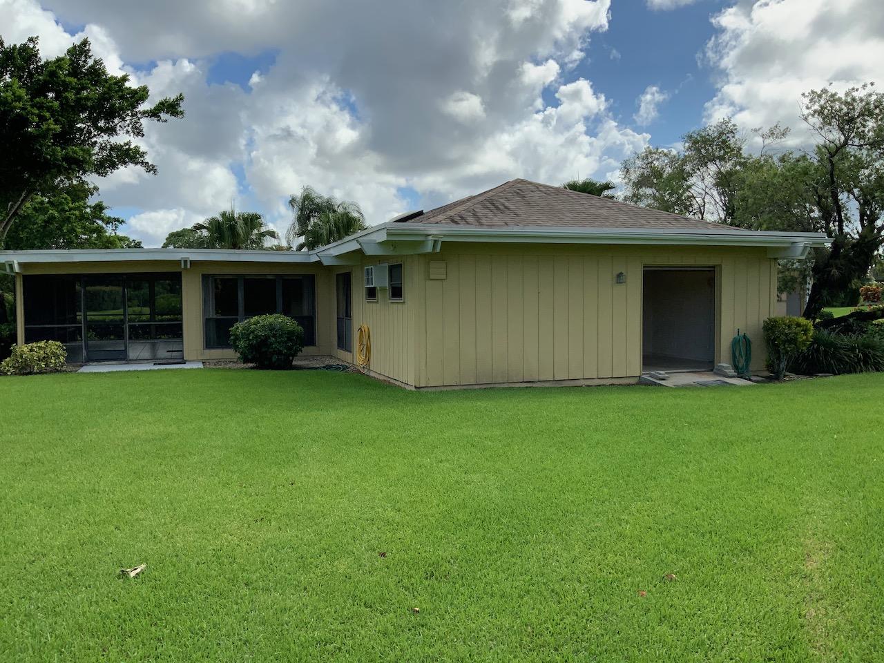 EASTPOINTE COUNTRY CLUB 8 - Residential Lease