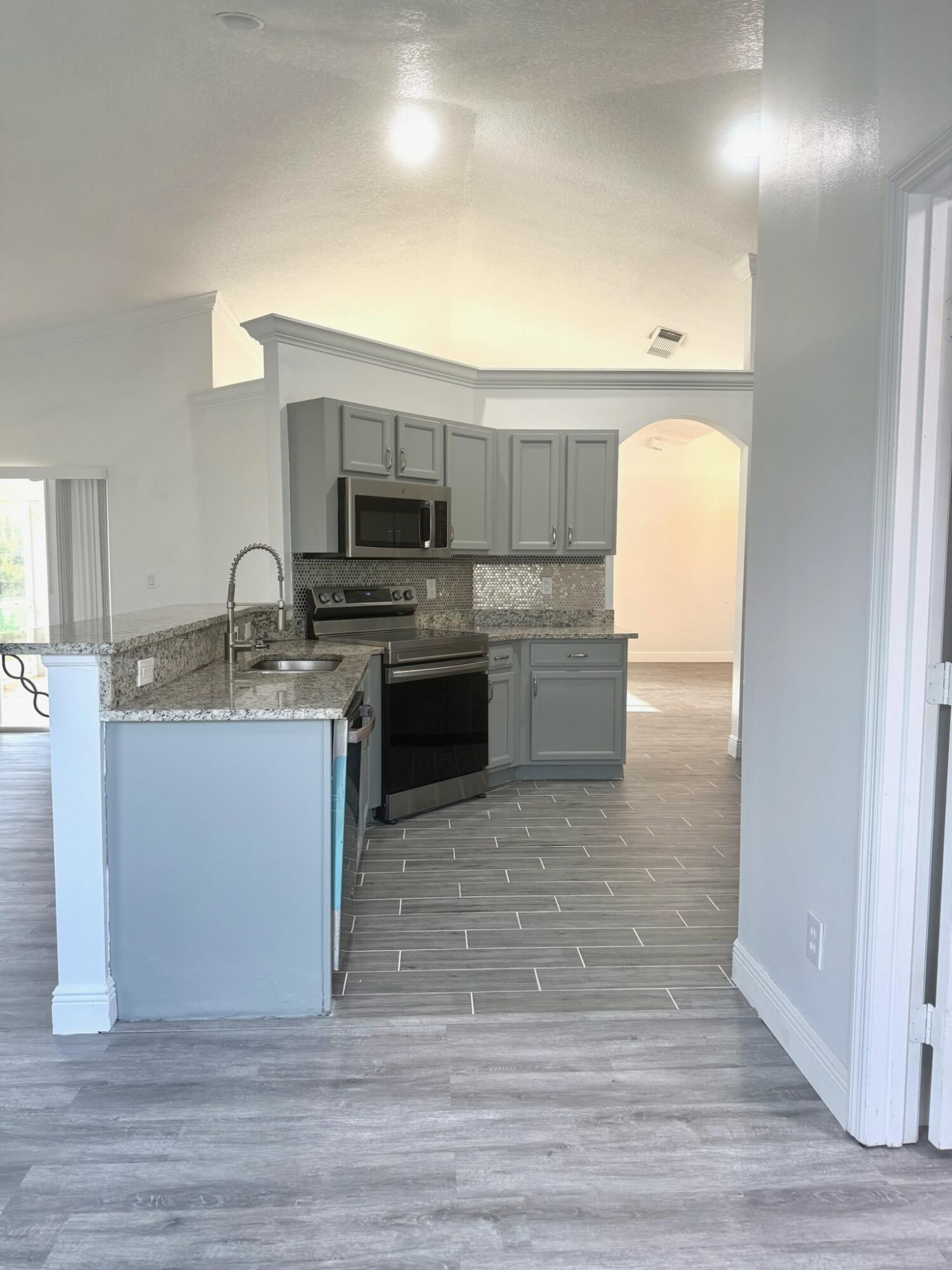 PORT ST LUCIE SECTION 19 - Residential