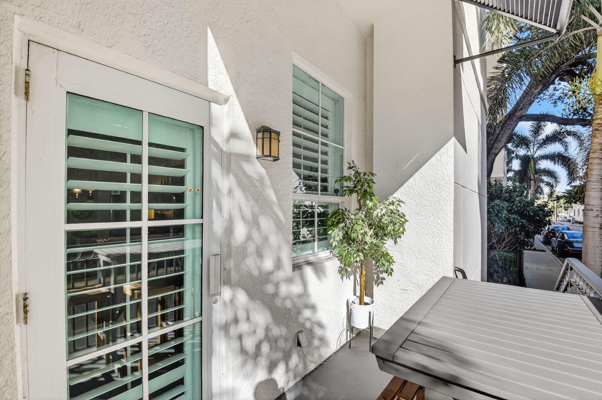 PRADO CONDO - Residential Lease