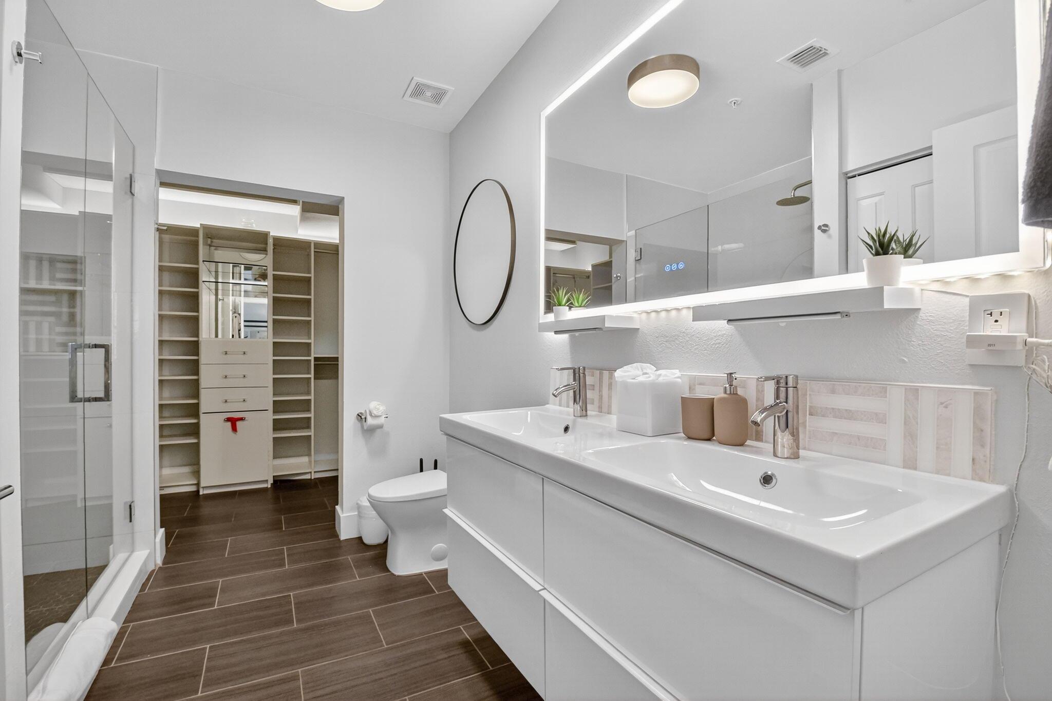 PRADO CONDO - Residential Lease