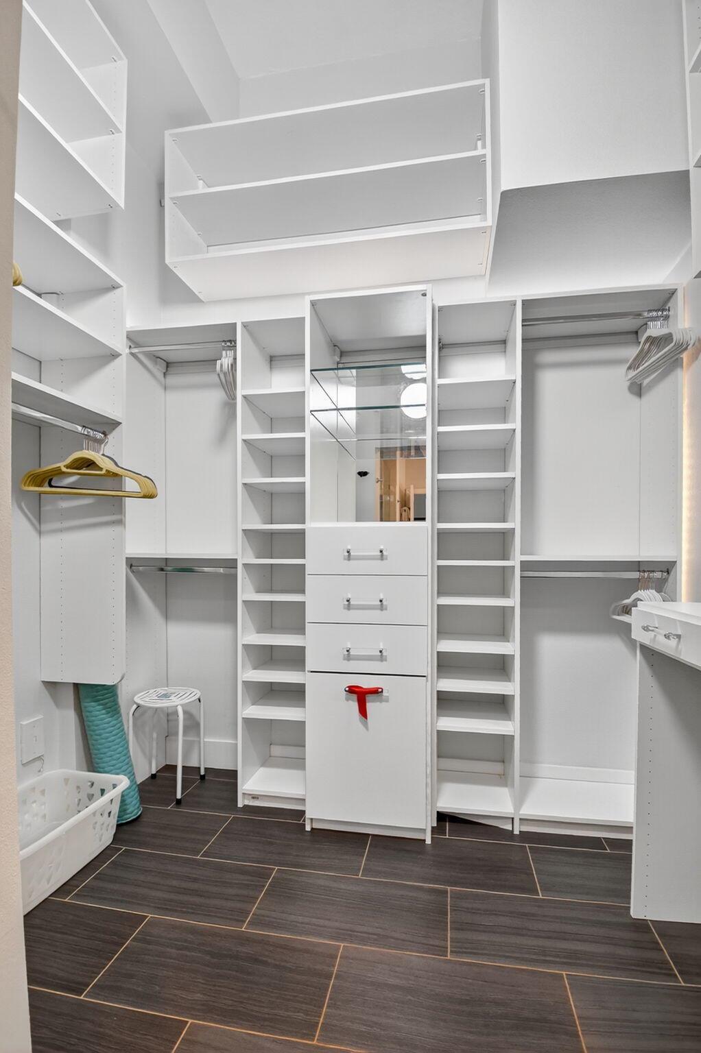 PRADO CONDO - Residential Lease