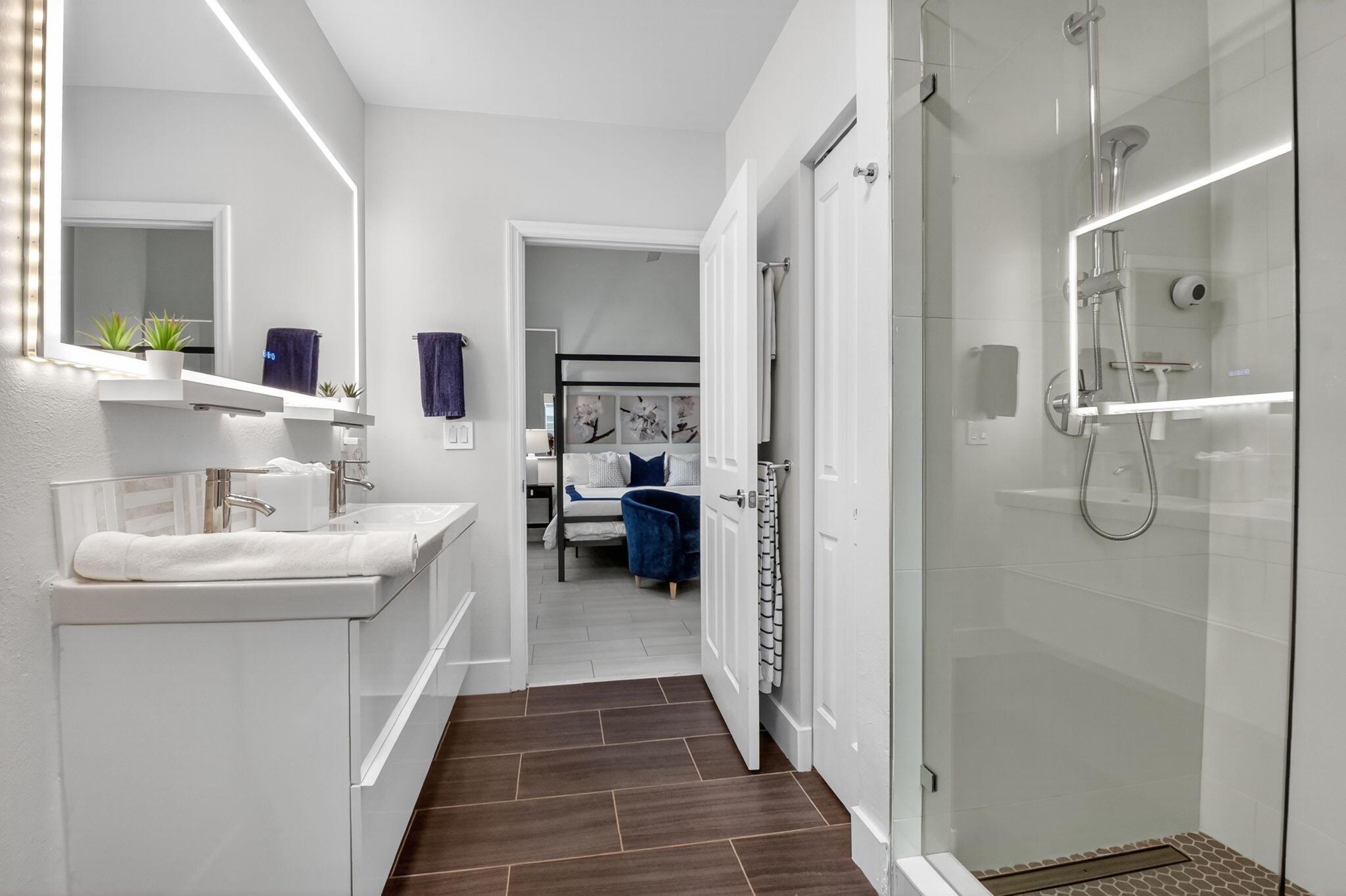 PRADO CONDO - Residential Lease