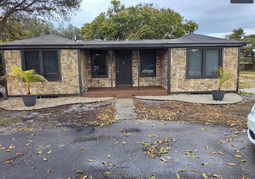 Photo of 3642 Gulfstream Road, Lake Worth Beach, FL 33461 (MLS # B26005542)