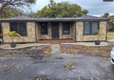 3642 Gulfstream Road Lake Worth Beach FL 33461