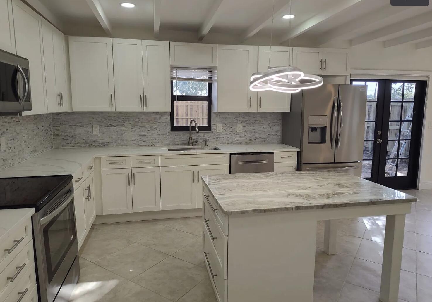 3642 Gulfstream Road