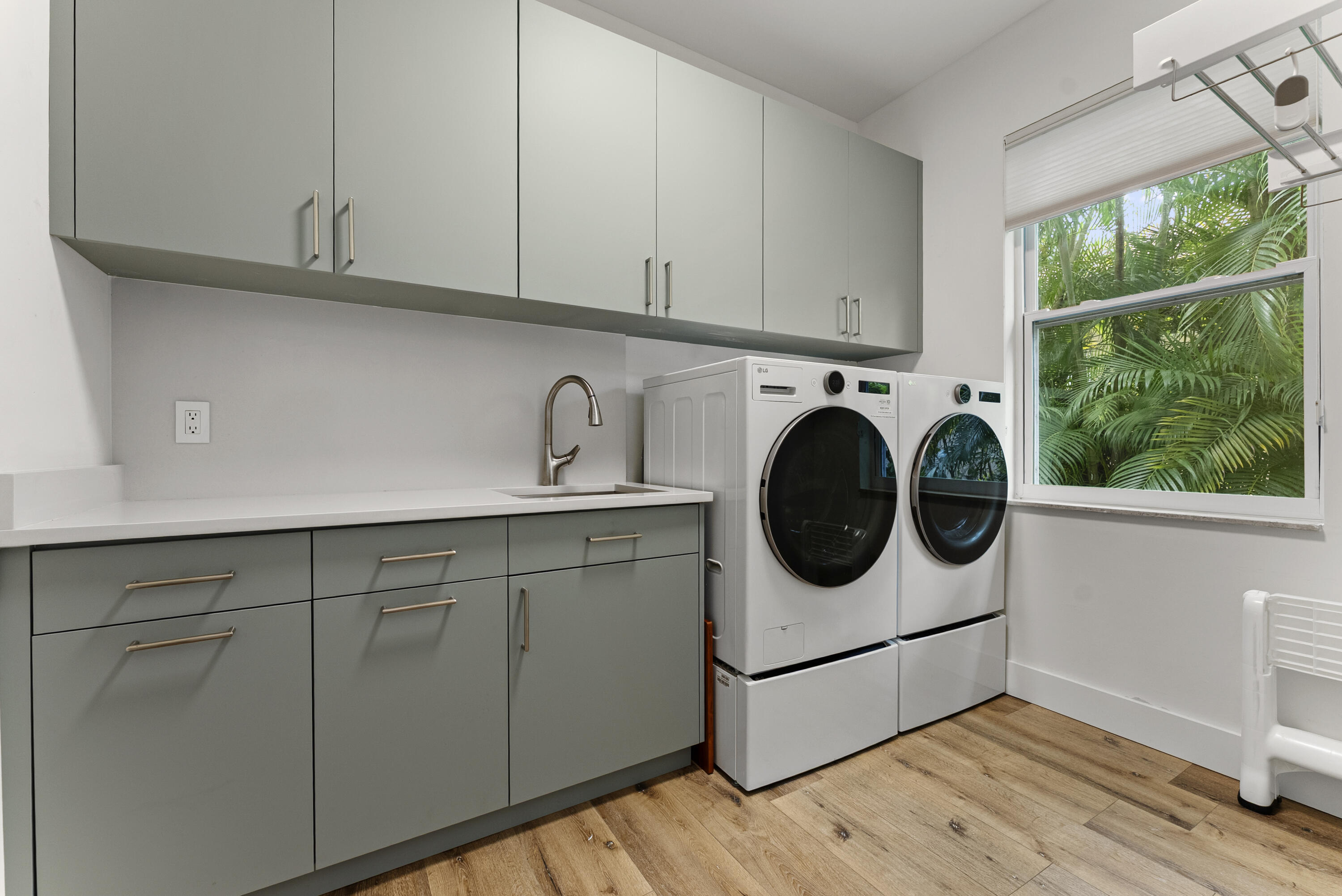 PARKSIDE - Residential