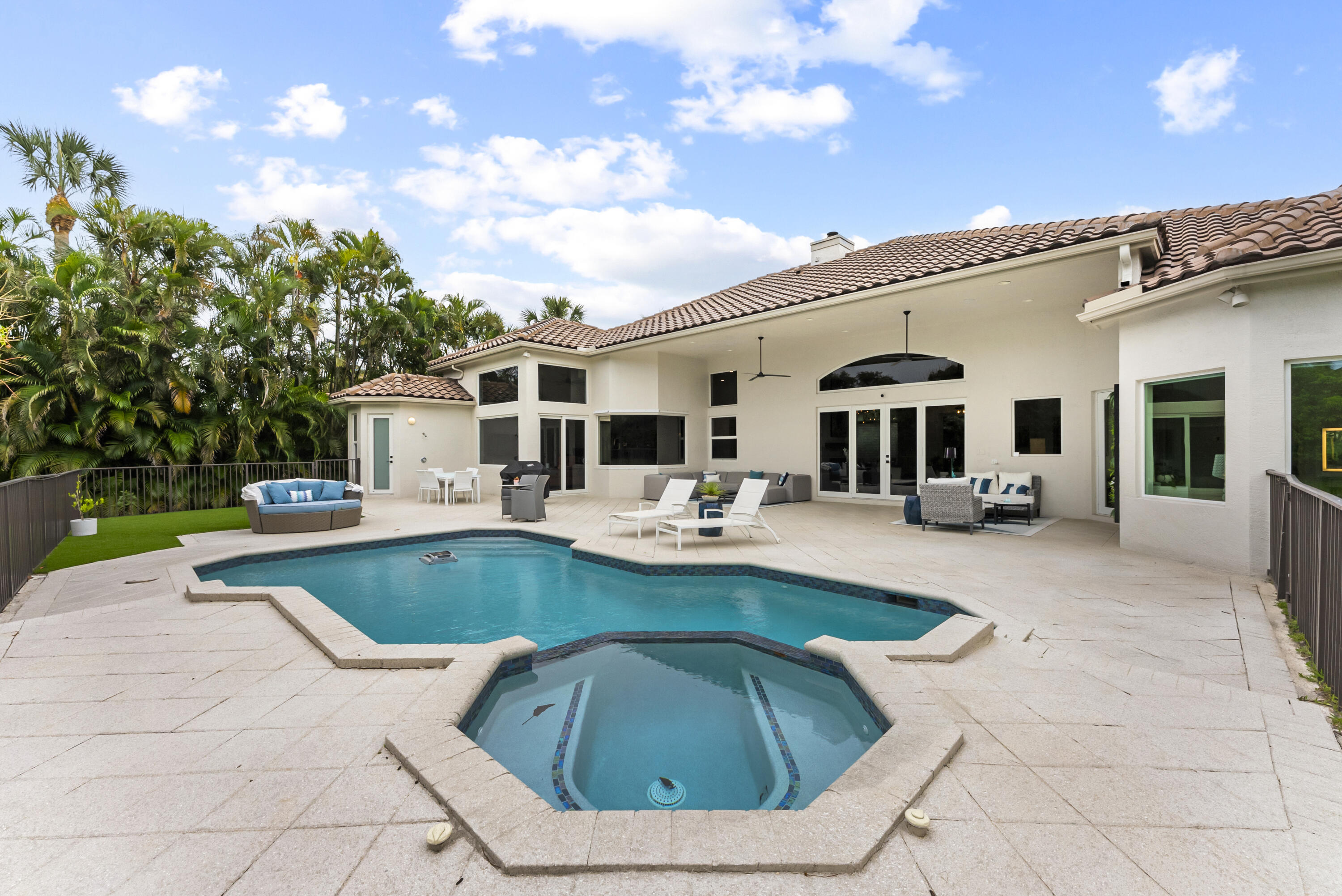 PARKSIDE - Residential