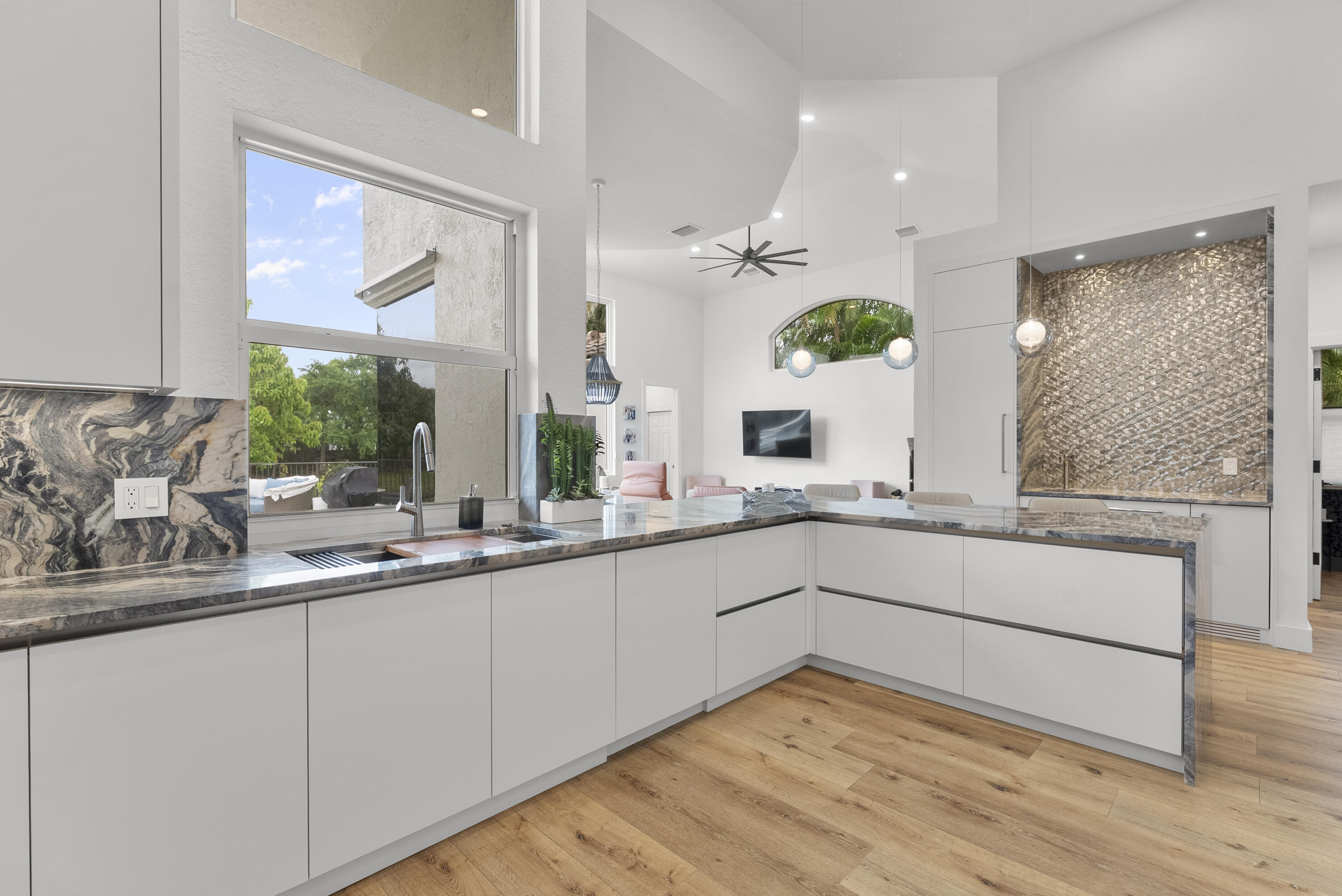 PARKSIDE - Residential