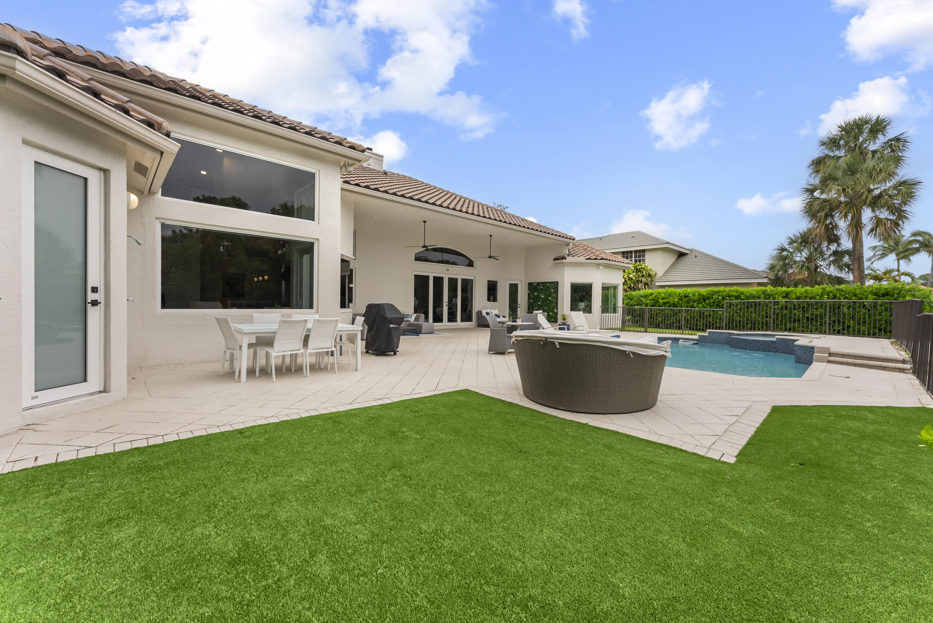 PARKSIDE - Residential
