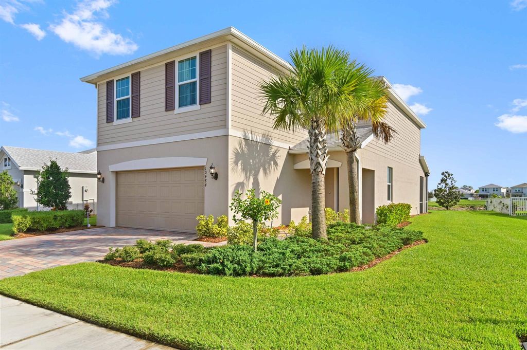 Photo of 10484 SW Captiva Drive, Port Saint Lucie, FL 34987 (MLS # R11006519)