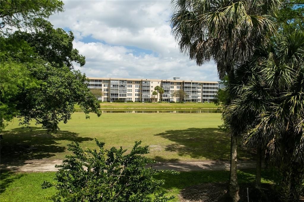 Photo of 4011 N Cypress Dr #203, Pompano Beach, FL 33069 (MLS # F10372788)