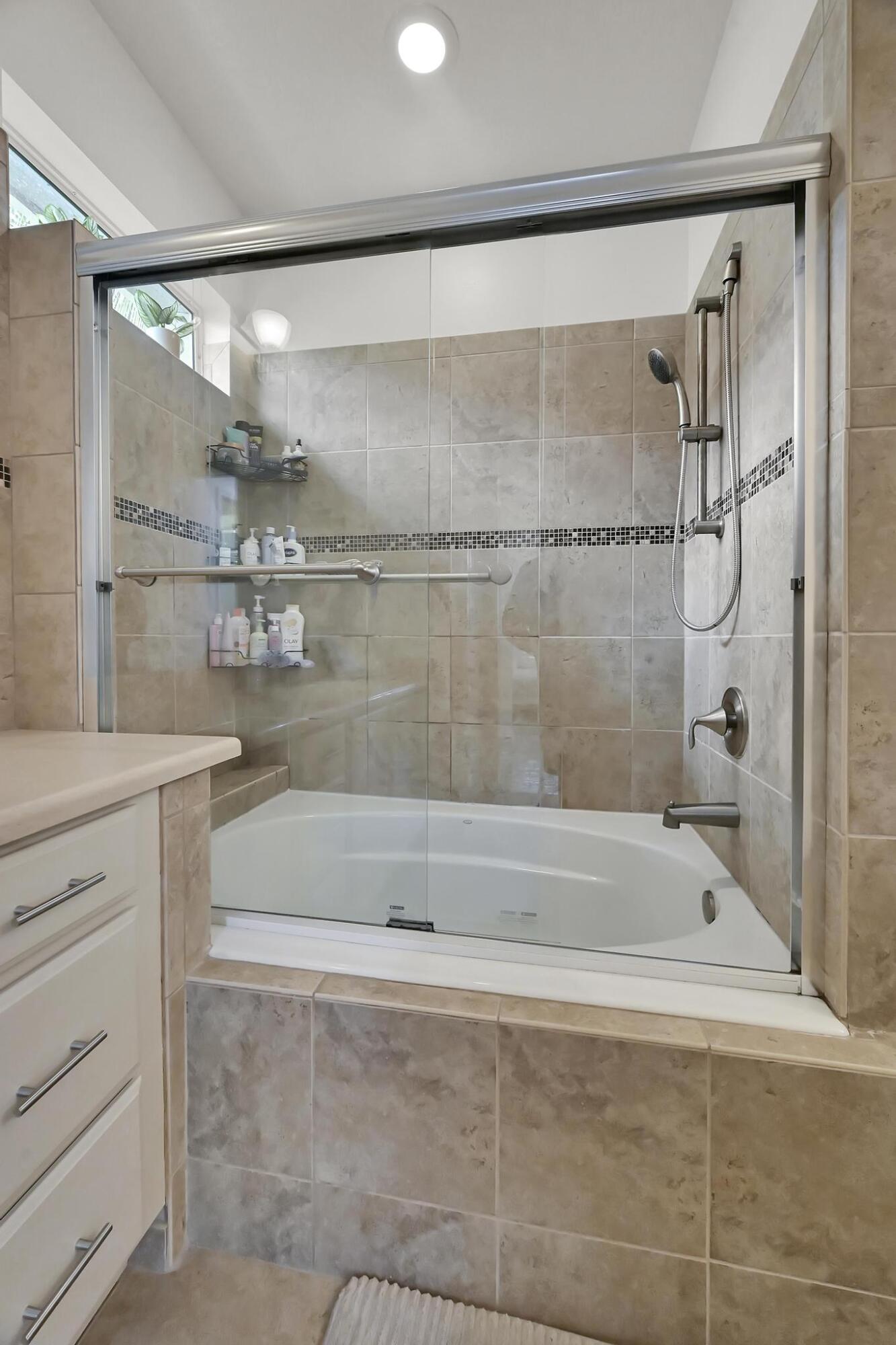 TRADITION PLAT NO 28 - Residential