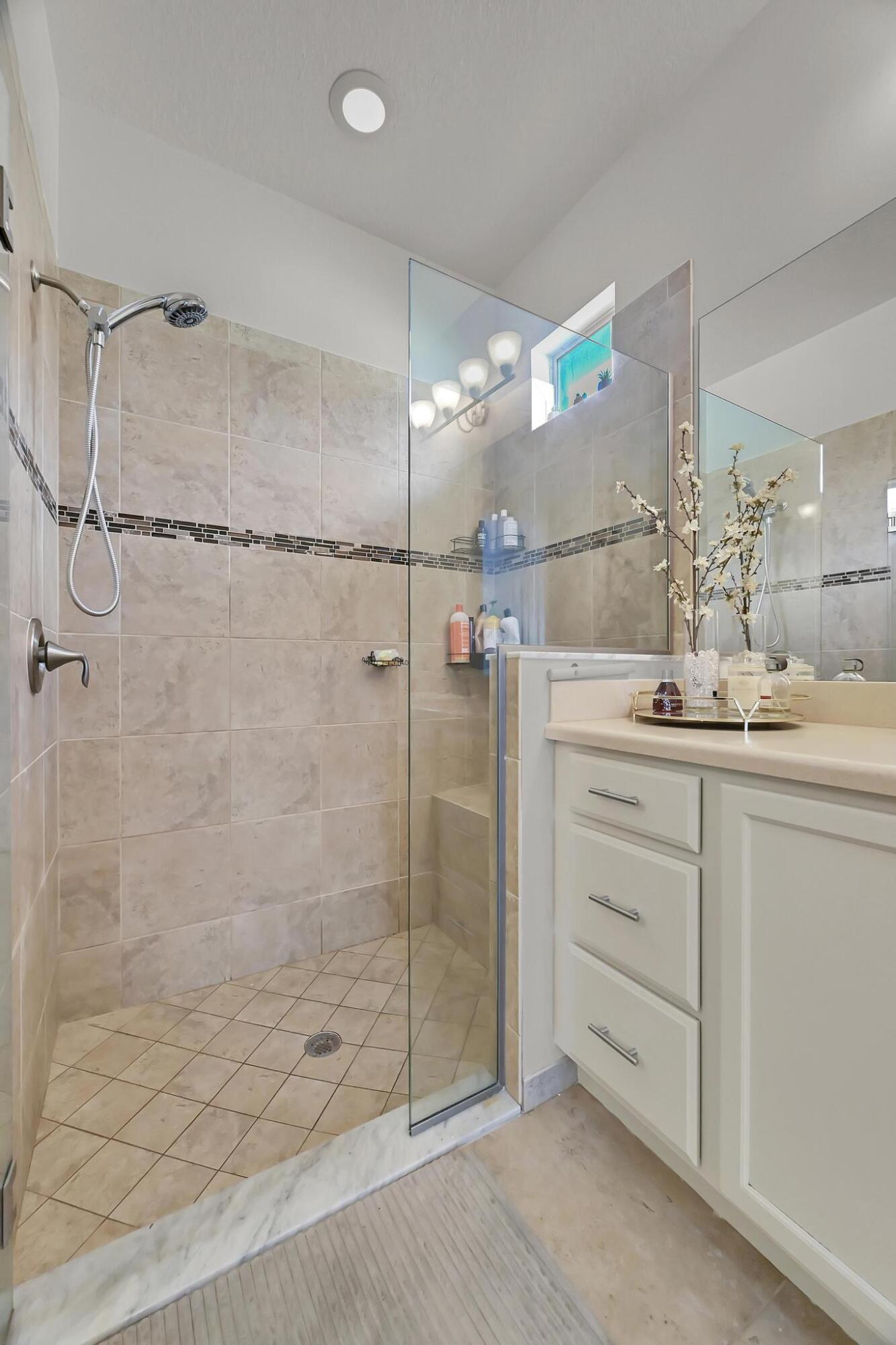 TRADITION PLAT NO 28 - Residential