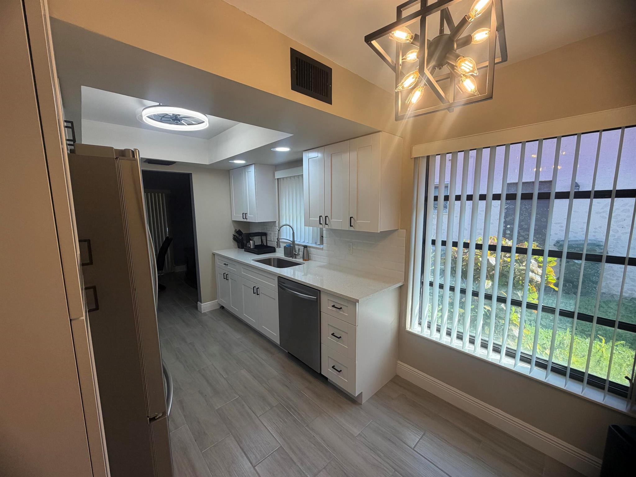 BUTTONWOOD 2 - Residential